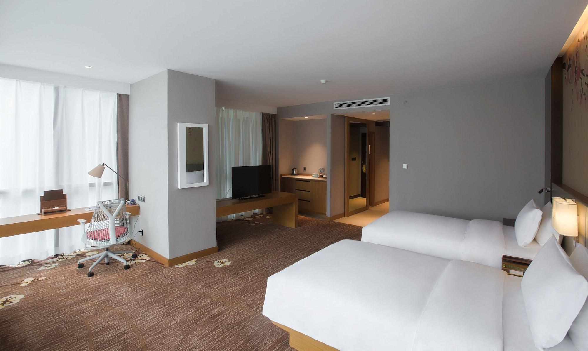 Hilton Garden Inn Guiyang Yunyan Exterior photo